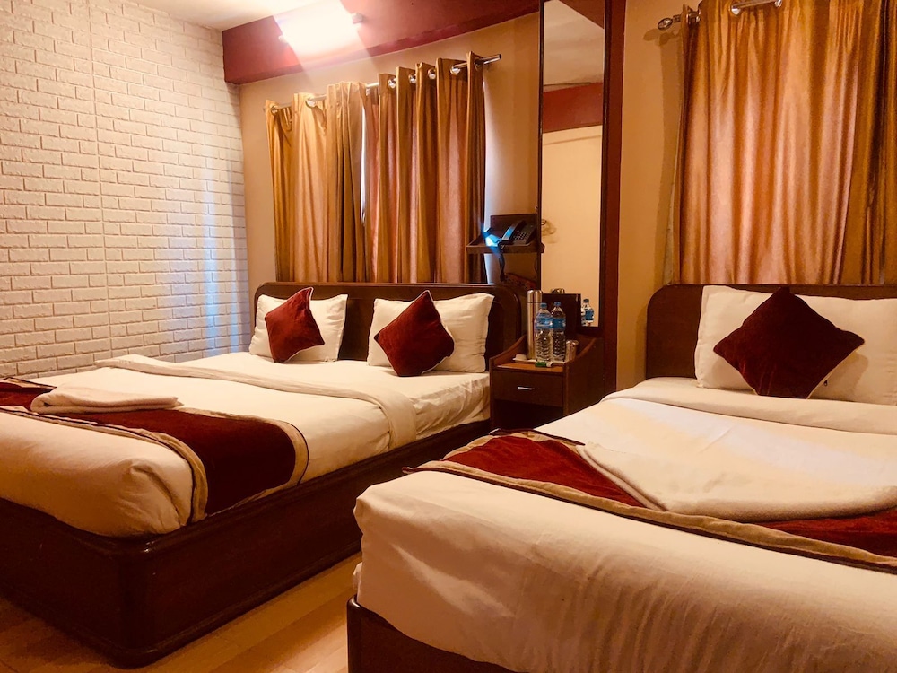 Shiva Shankar Hotel 9/32