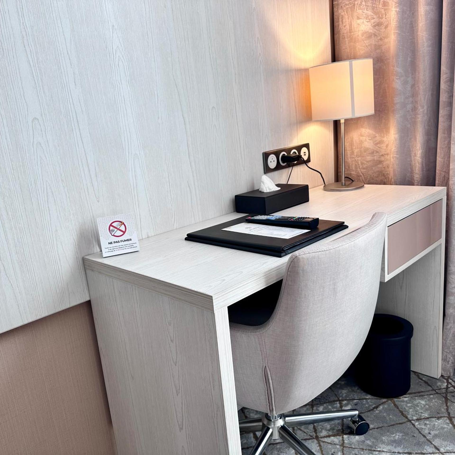 2H Hotel 55/61