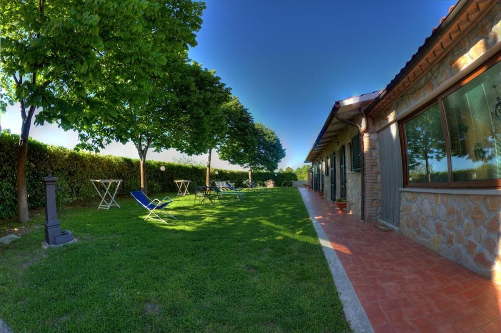 Agriturismo Poggio Del Drago 36/50