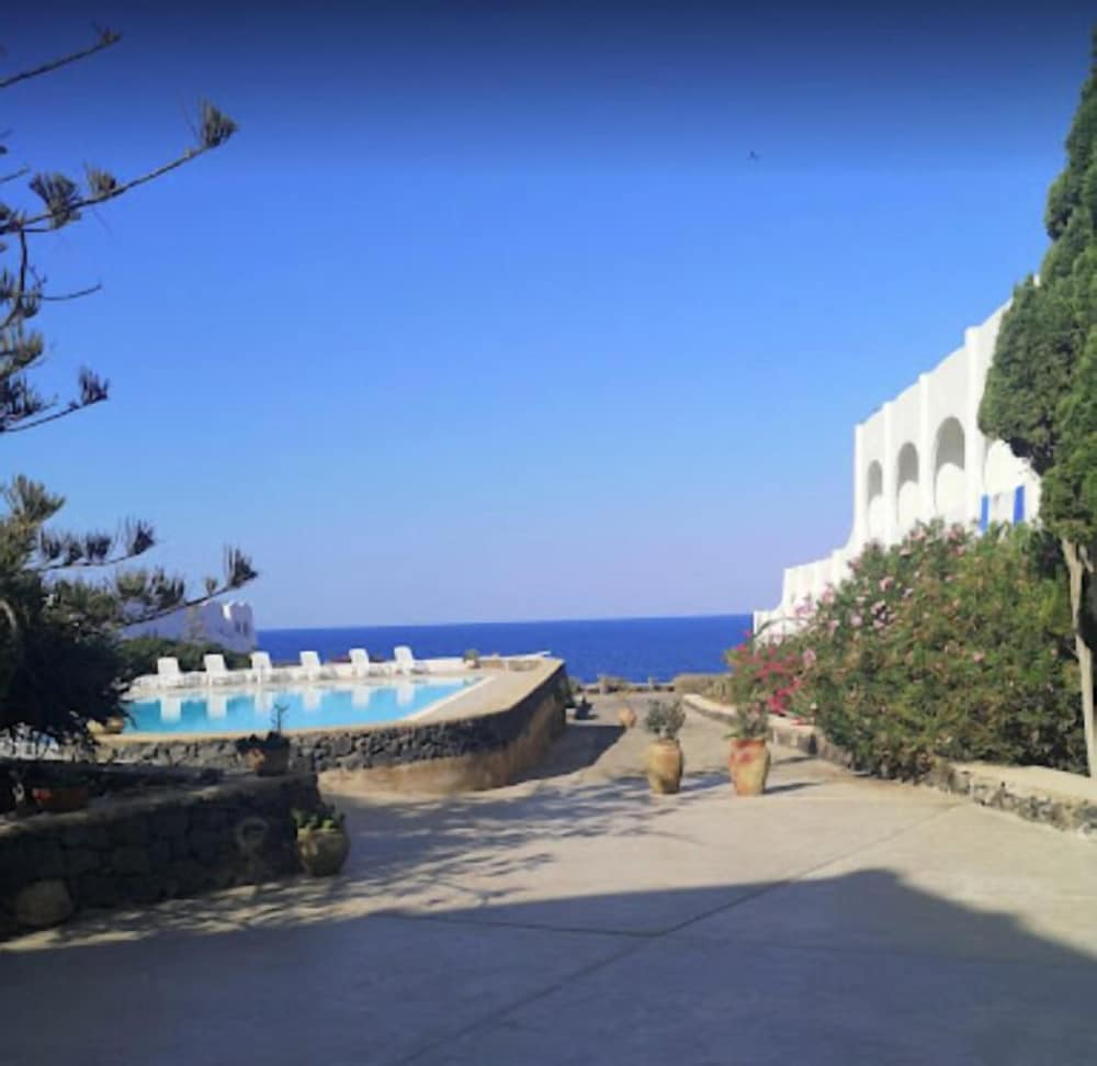 Cossyra Hotel 35/50