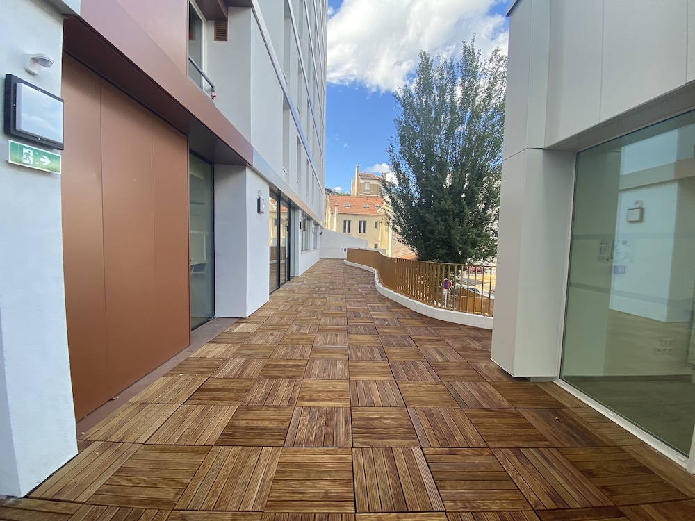 Moov Appart Hotel Clichy 34/42