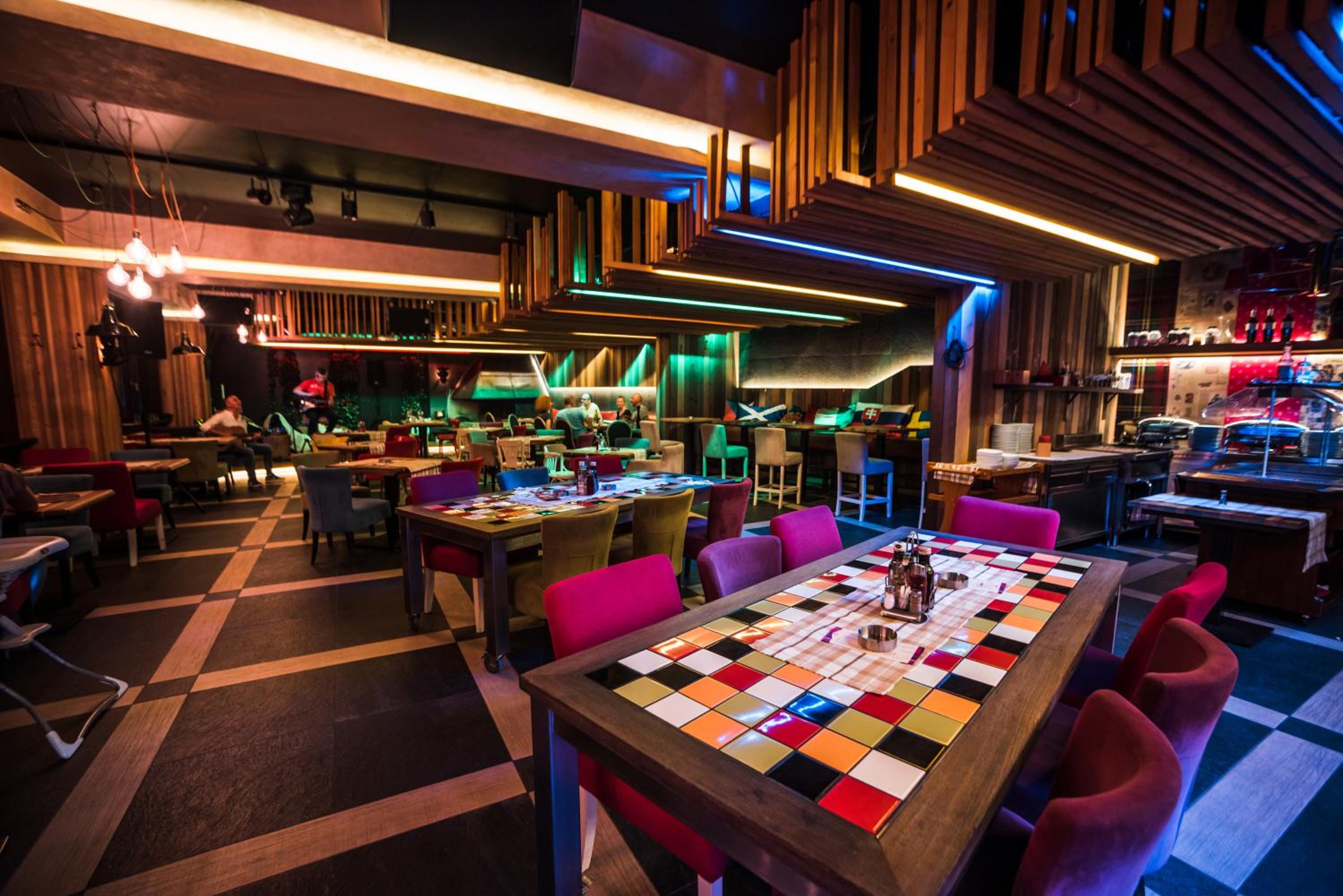 Hotel Lavina 36/50