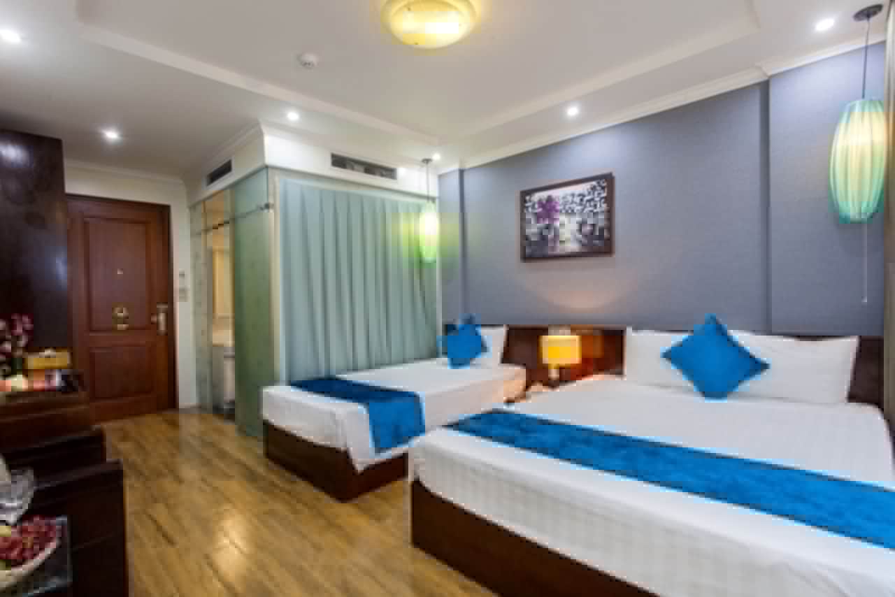 1 BEDROOM, TRIPLE