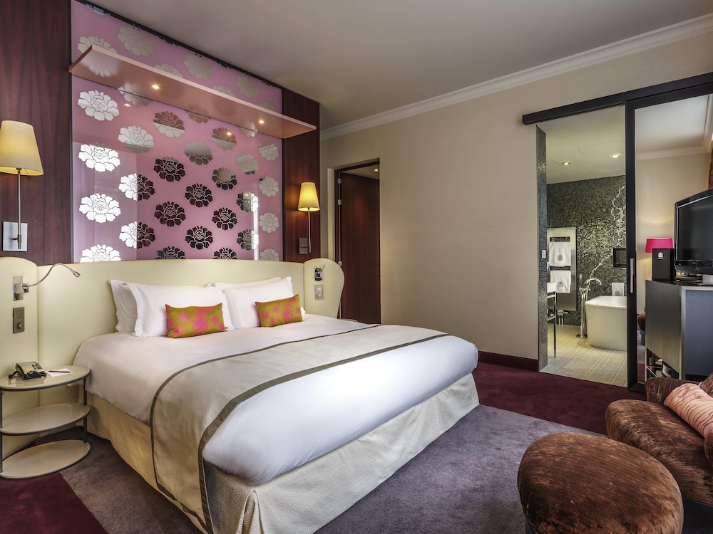 2 Bedrooms, Imperial, Suite, King Bed, Butler