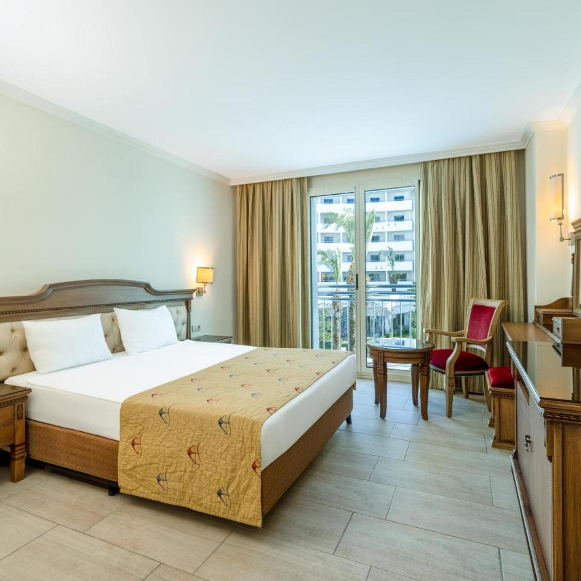 Room, Double or Twin Bed, Side Sea View