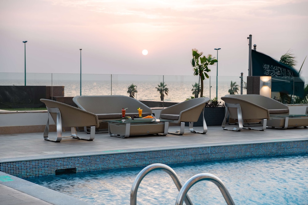 فندق راديسون بلو جدة كورنيش(RADISSON BLU HOTEL, JEDDAH CORNICHE) 60/68