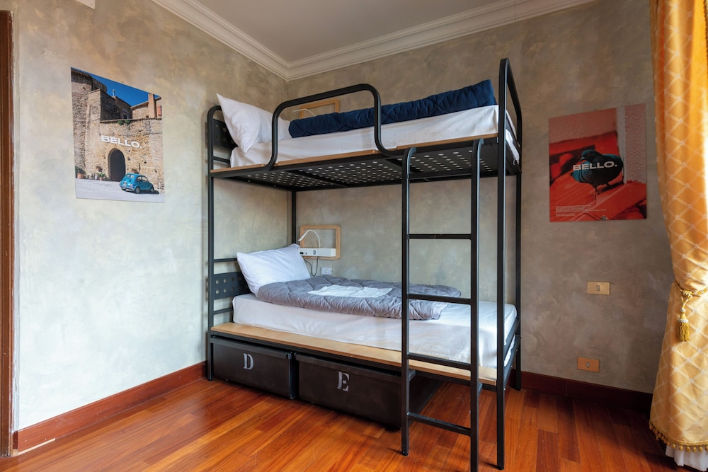 FEMALE DORM, 4 BEDS