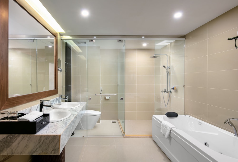 Phoenix Resort Bac Ninh 62/64