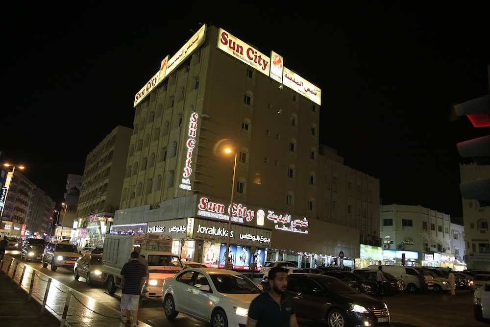 Concorde Inn Hotel photo1