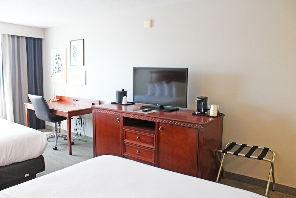 Marinette WI Hotel 37/50