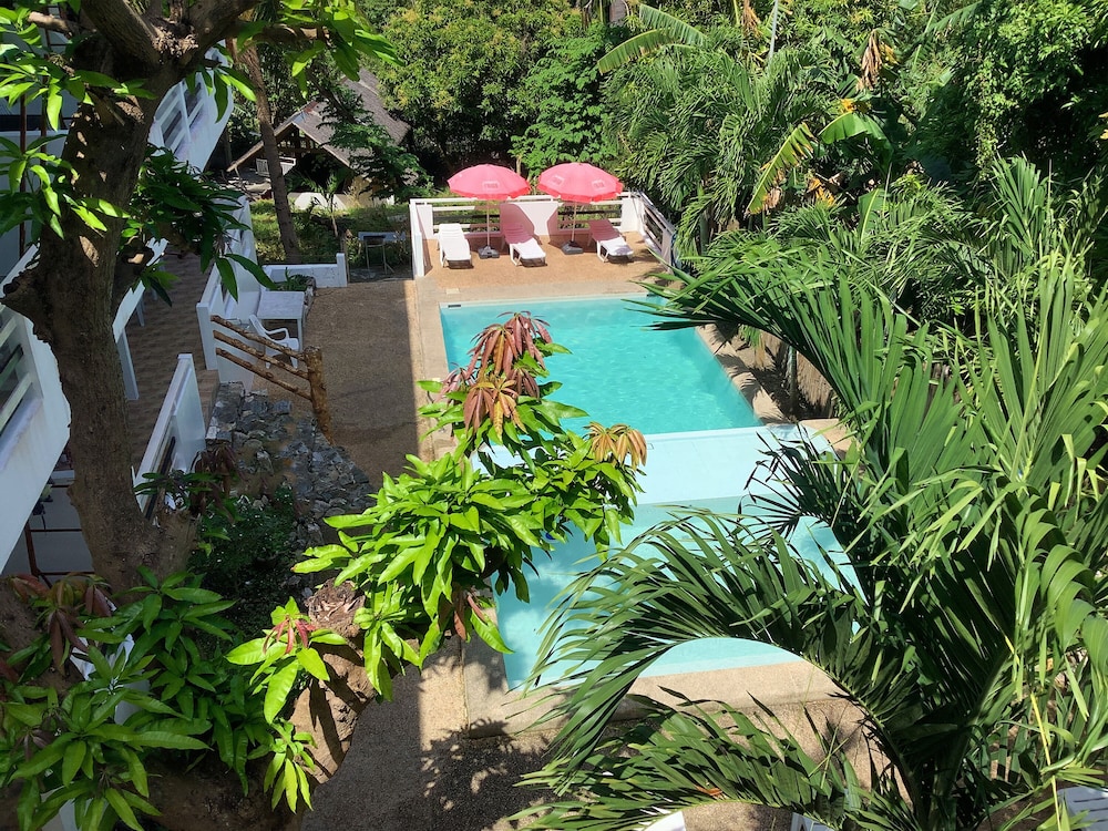 Jalyns Resort 49/59