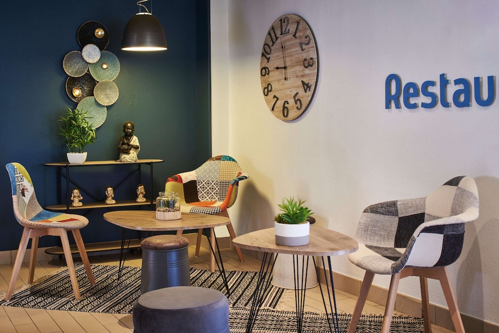 Kyriad Niort Est La Creche 35/51
