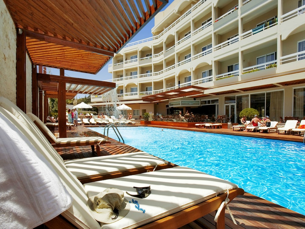 Athineon 51/57