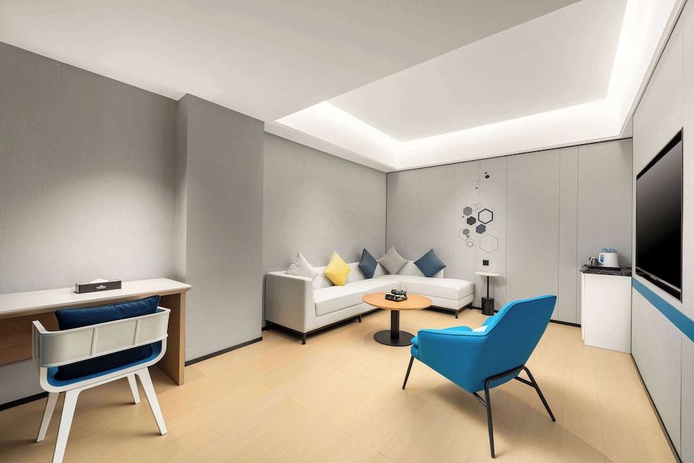 Microtel by Wyndham Xishuangbanna Mengle 24/30