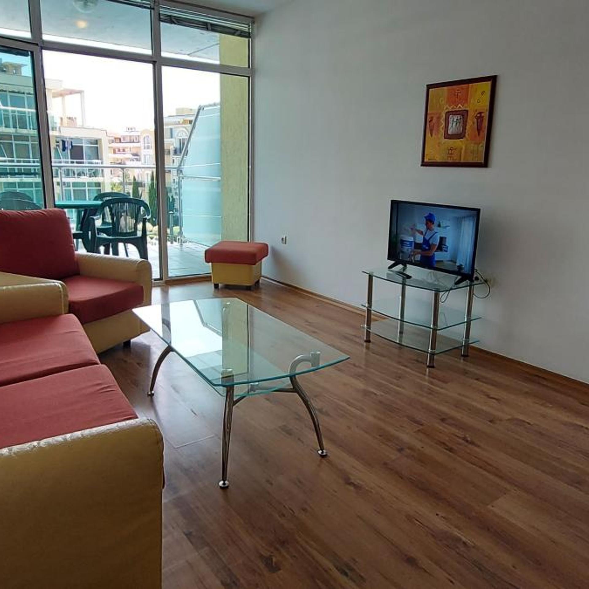 Julia Family Apartments 36/62