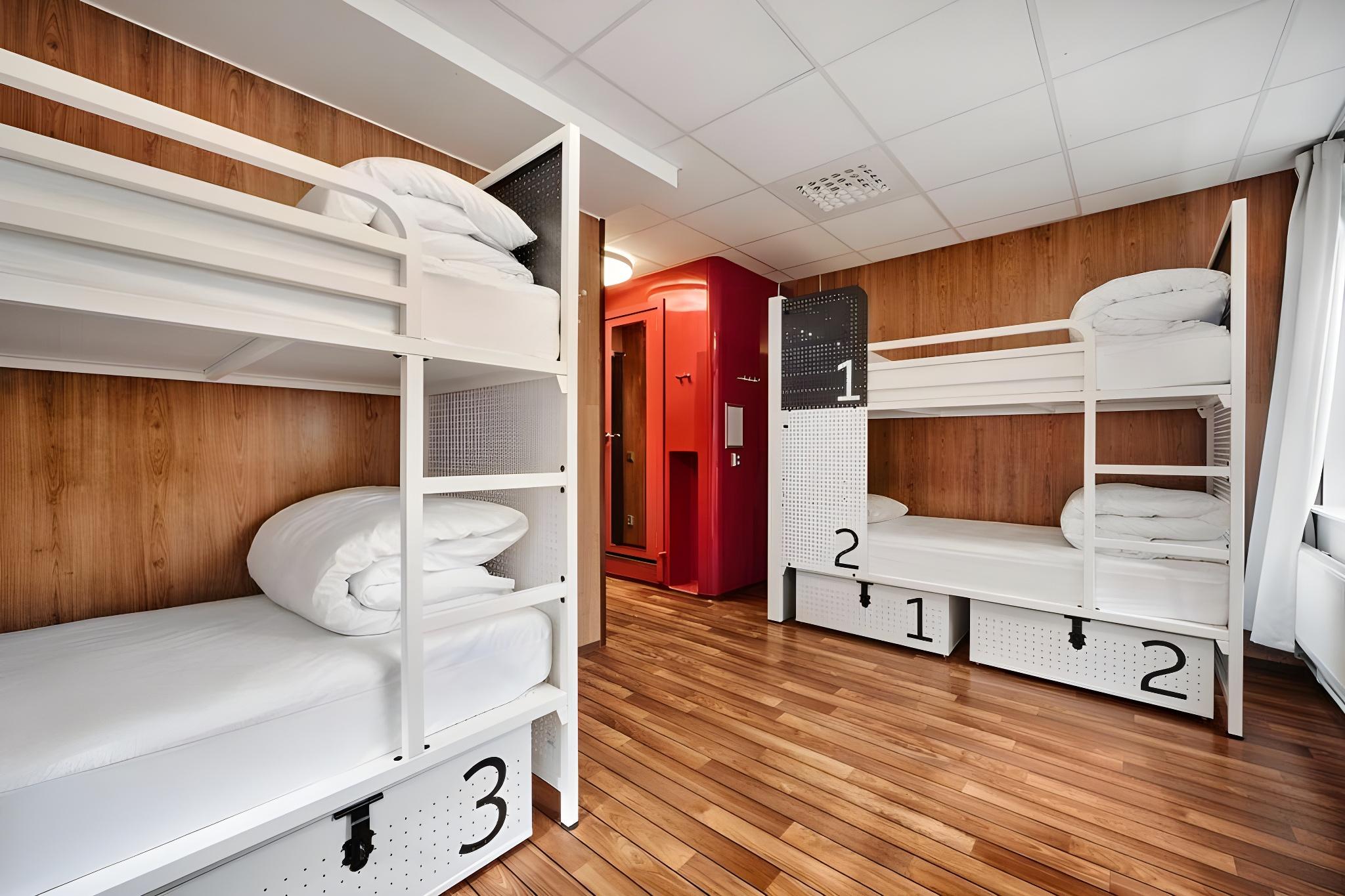Private, 6 Beds, 3 Bunk Beds, Private Bathroom