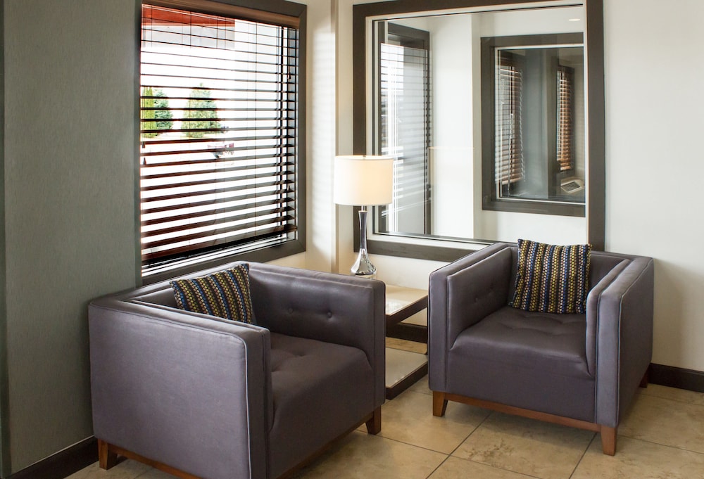 Baymont by Wyndham Maumee Toledo 27/37