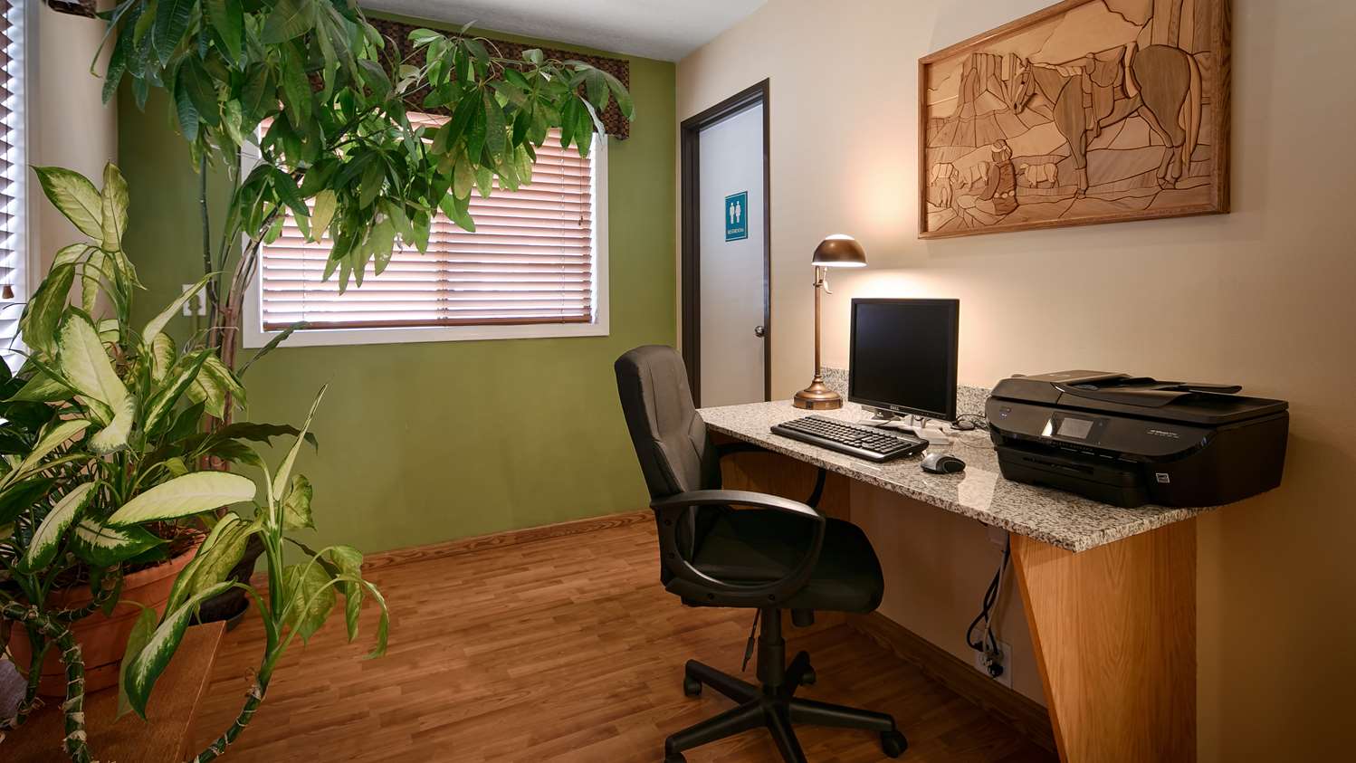 Oakridge Inn and Suites 6/9