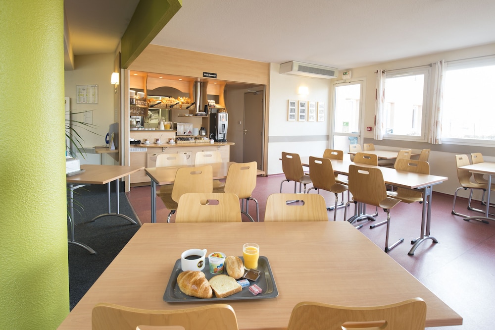 B&B HOTEL Auxerre Moneteau 37/50