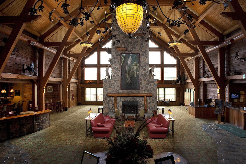 Hope Lake Lodge Indoor Waterpark 33/50