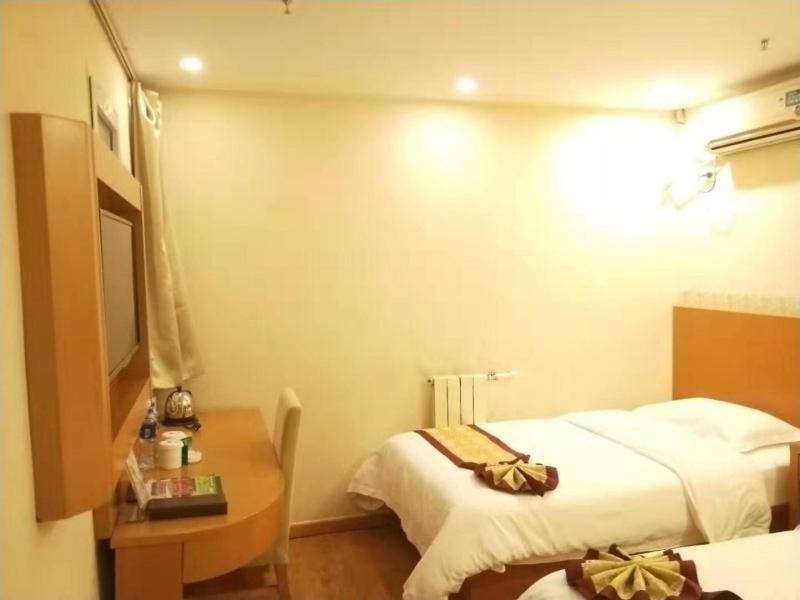 GreenTree Inn Tianjin Xiqing District Zhongbei Town Zhongbei Avenue Shell Hotel 17/32
