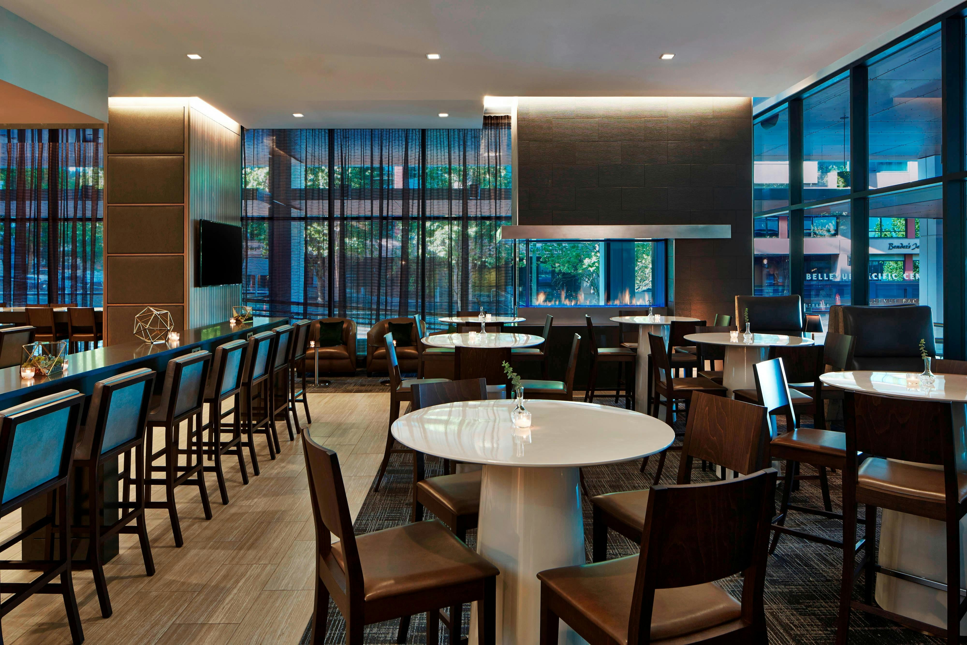 Ac Hotel Seattle Bellevue-Downtown 16/32