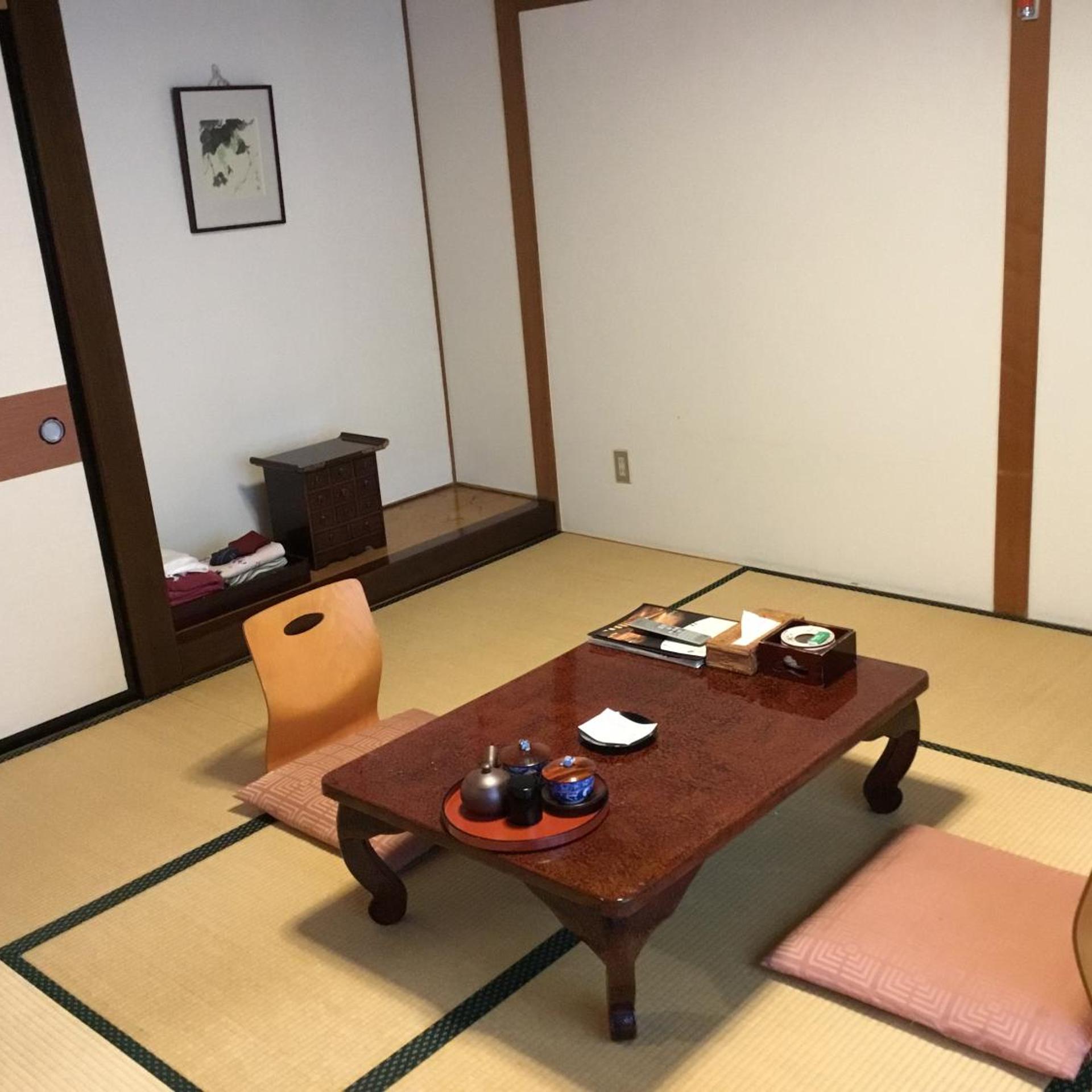 Yakushinoyu Yumotokan 33/41