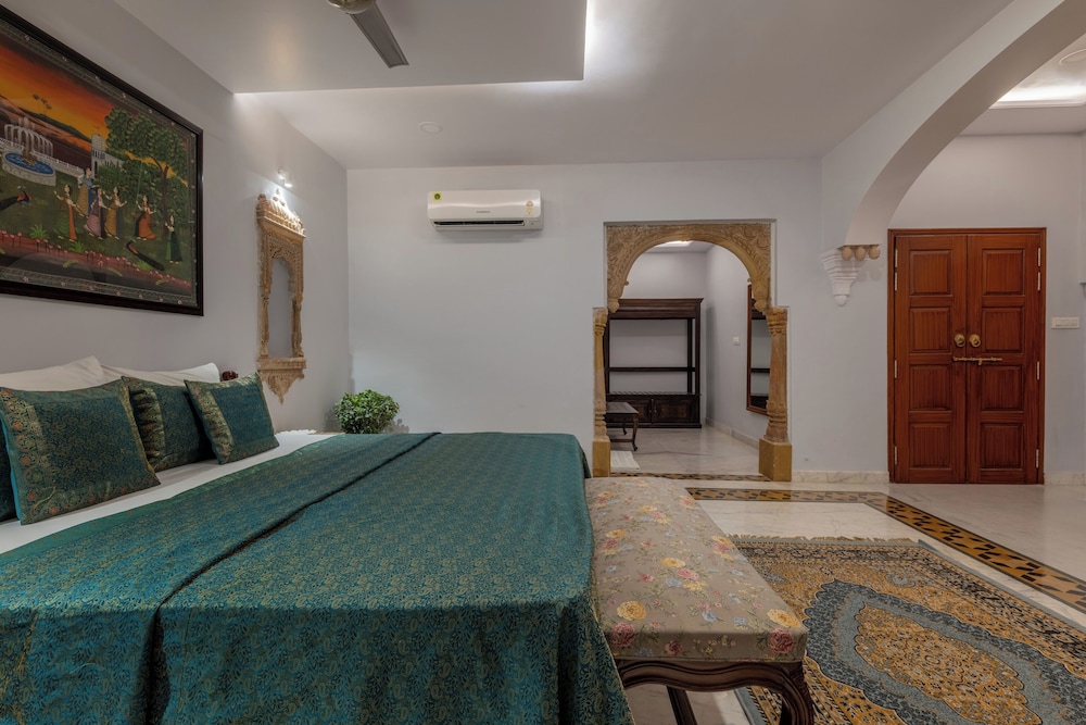 MAHARAJA, FAMILY SUITE