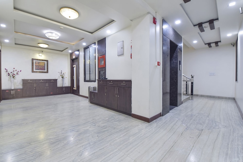Fabhotel Signature Inn 11/50