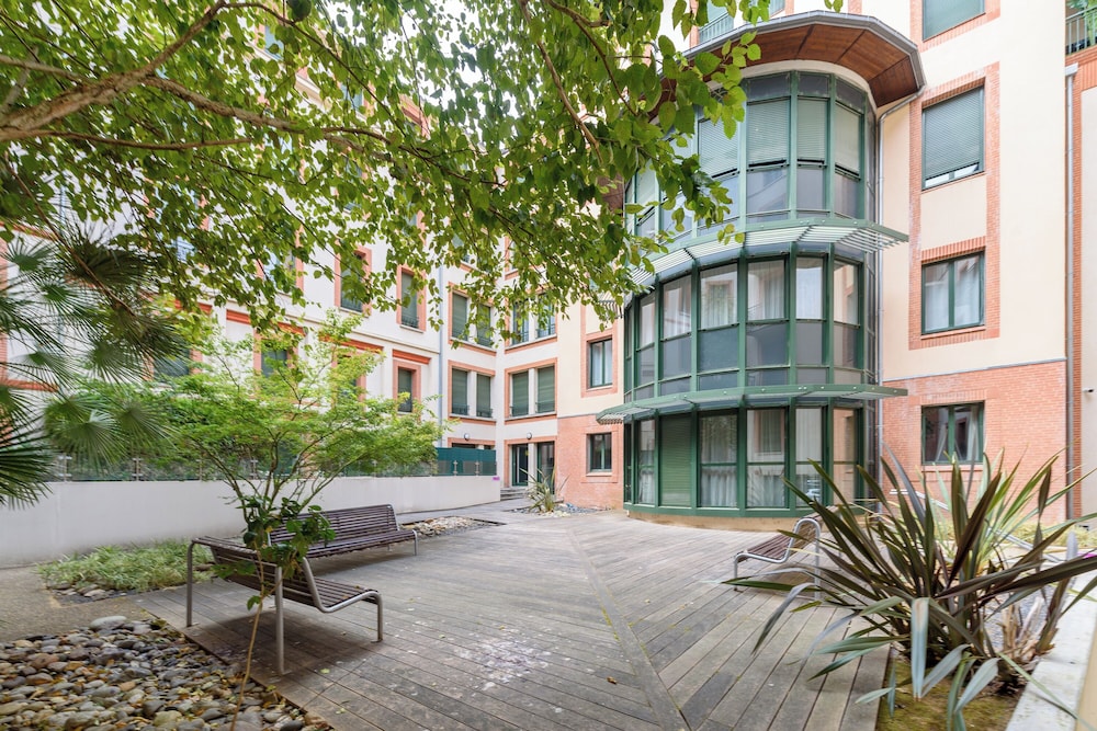 Residhotel Toulouse Centre 70/72
