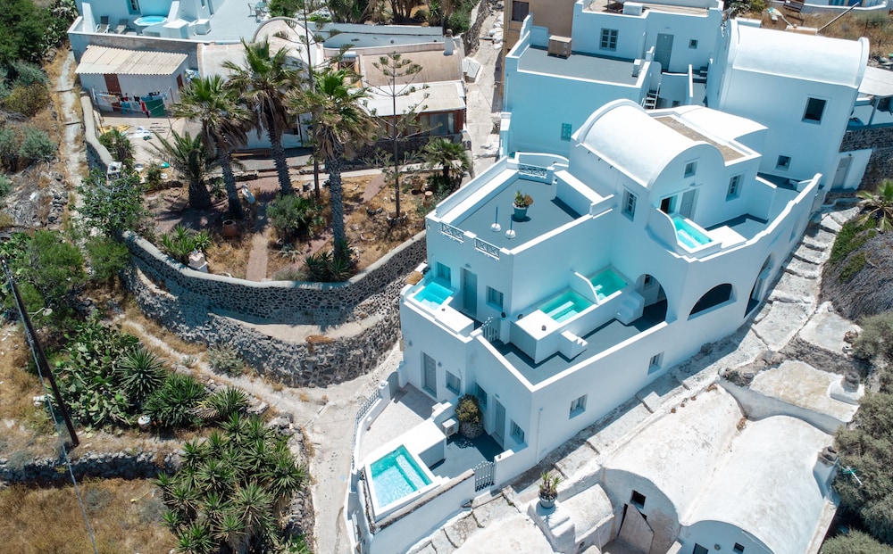 Georgis Apartments 4/50