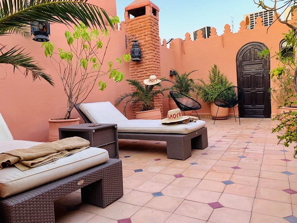 Riad Laora 77/80