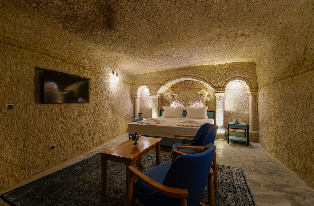 The Niche Cave Hotel +12 Adult 22/50