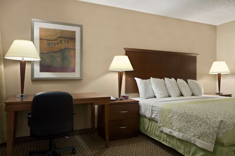 Days Inn & Suites by Wyndham Gunnison 19/46
