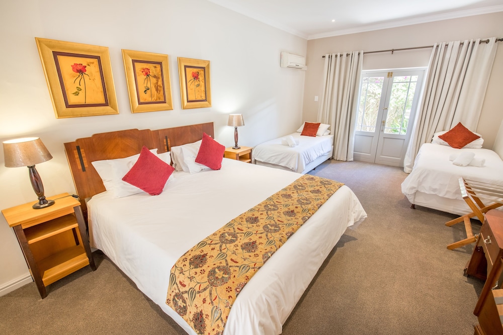 Montagu Country Hotel 34/89