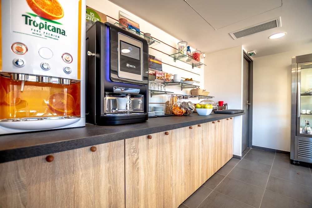 Sure Hotel by Best Western Saint-Raphael Le Dramont 3/48