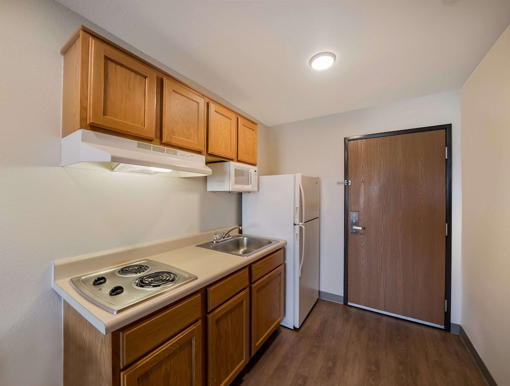 Woodspring Suites Fort Worth Trophy Club 48/48