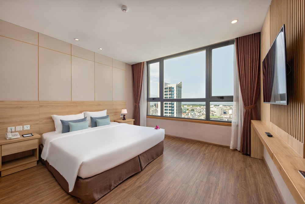 G8 Luxury Hotel and Spa Da Nang 9/66