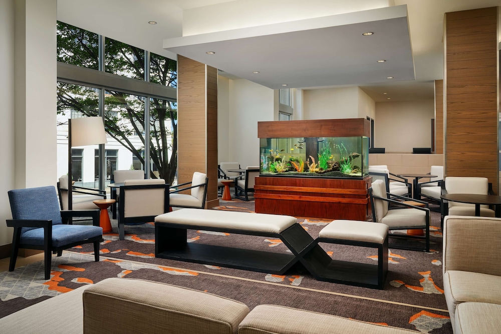 Hyatt House Atlanta Downtown 25/50