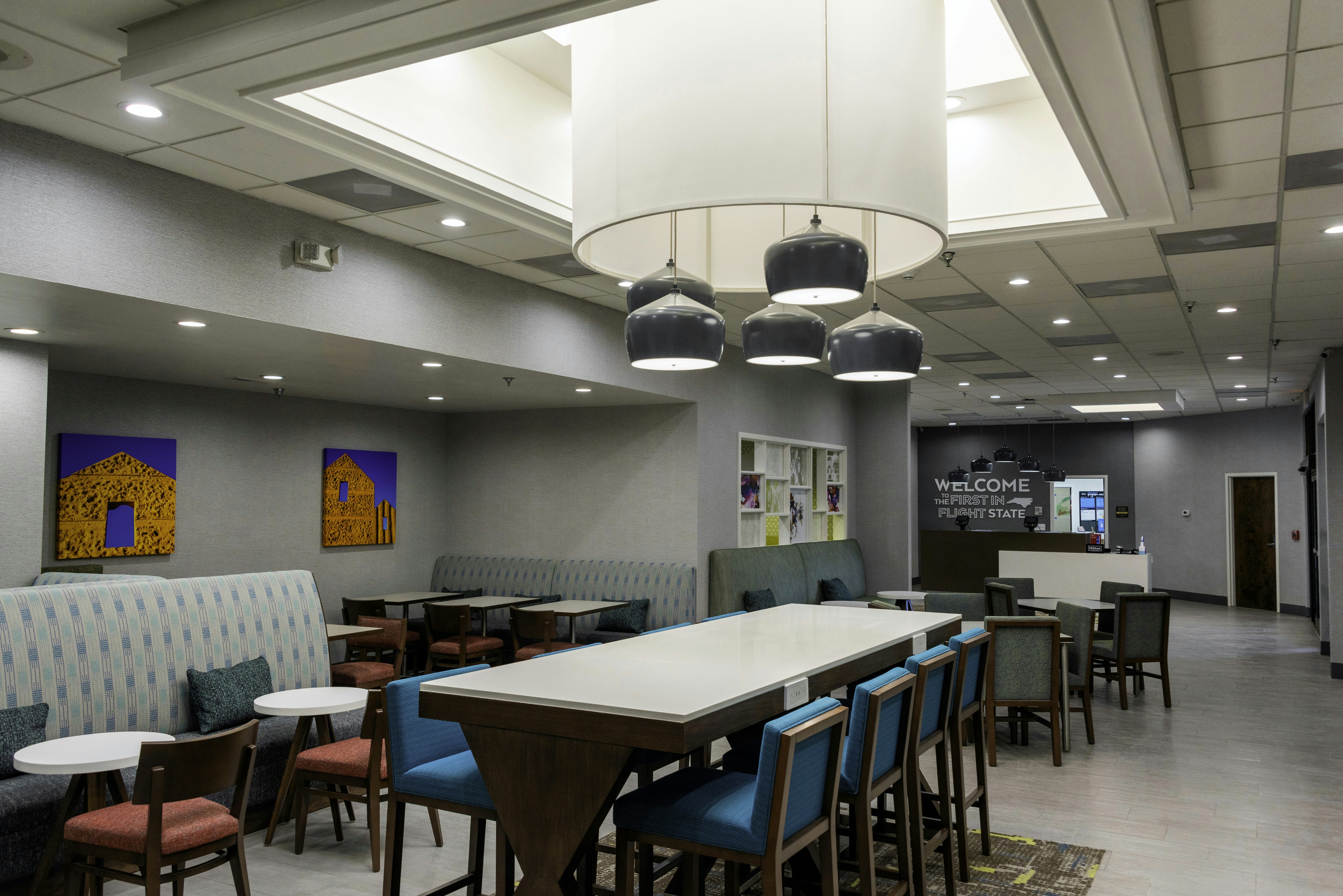 HAMPTON INN KINSTON 37/46