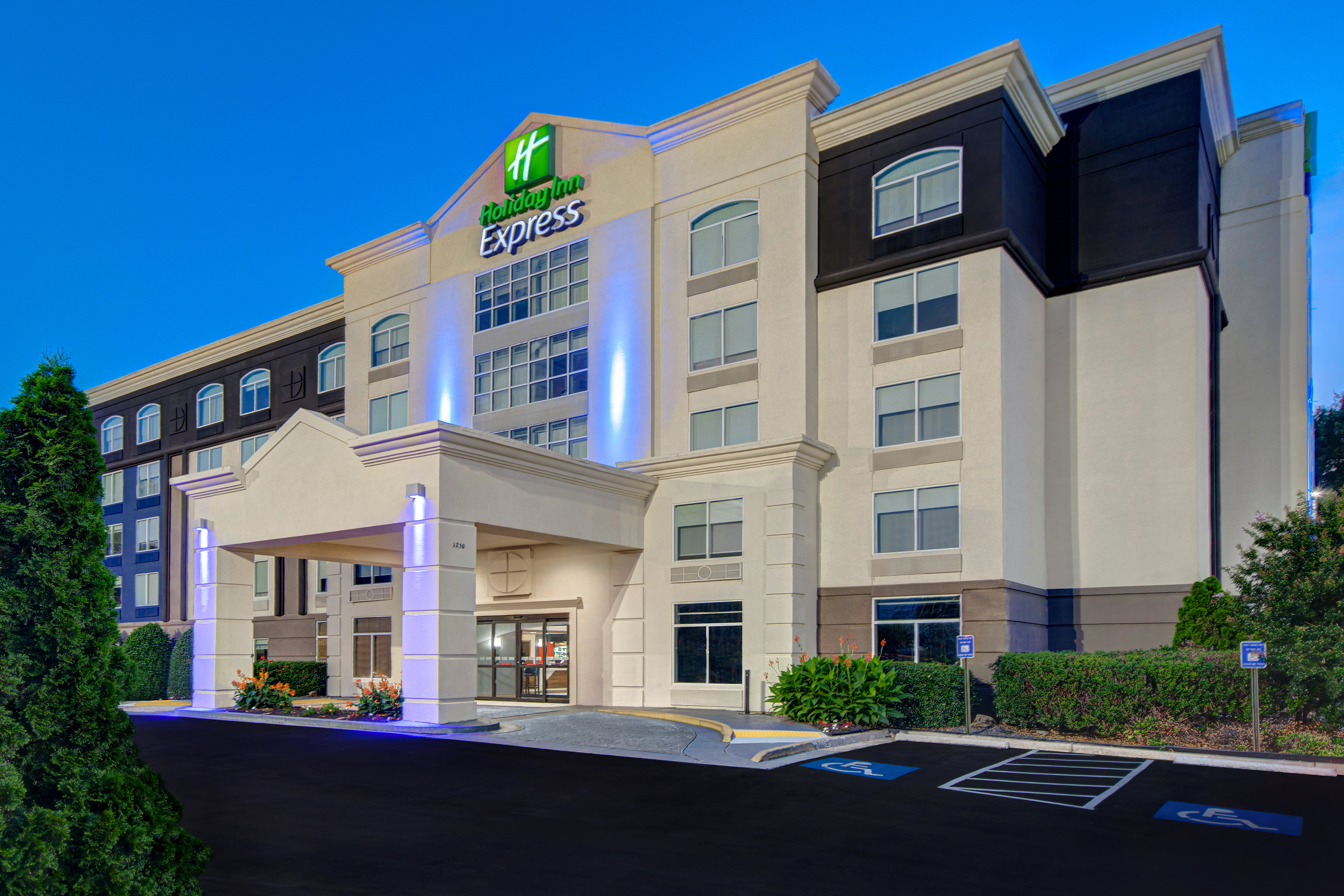 Holiday Inn Express Marietta Atlanta Northwest 6/58