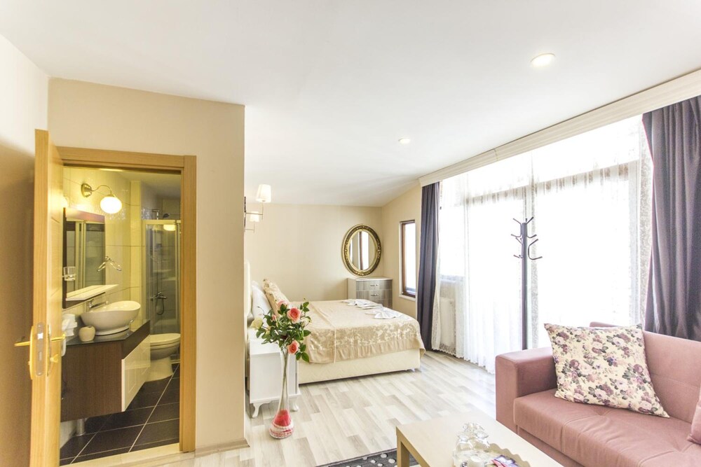 Taksim Ruby Suites 32/50