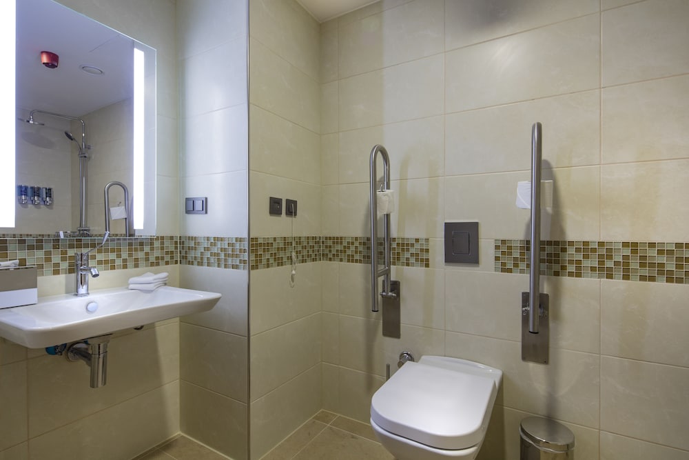 Hampton By Hilton Istanbul Atakoy 10/31