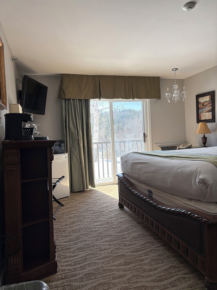 Liscombe Lodge Resort and Conference Centre 11/45
