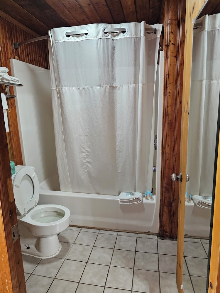 Rodeway Inn 55/58