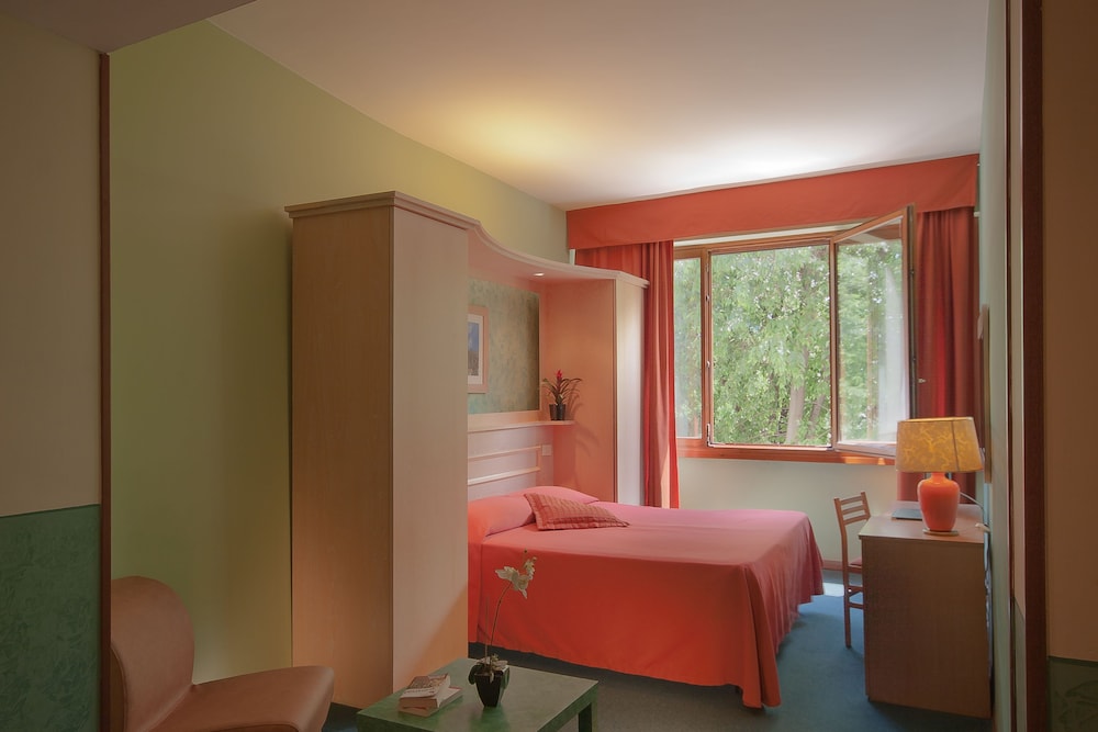 Meridiana Hotel 41/56