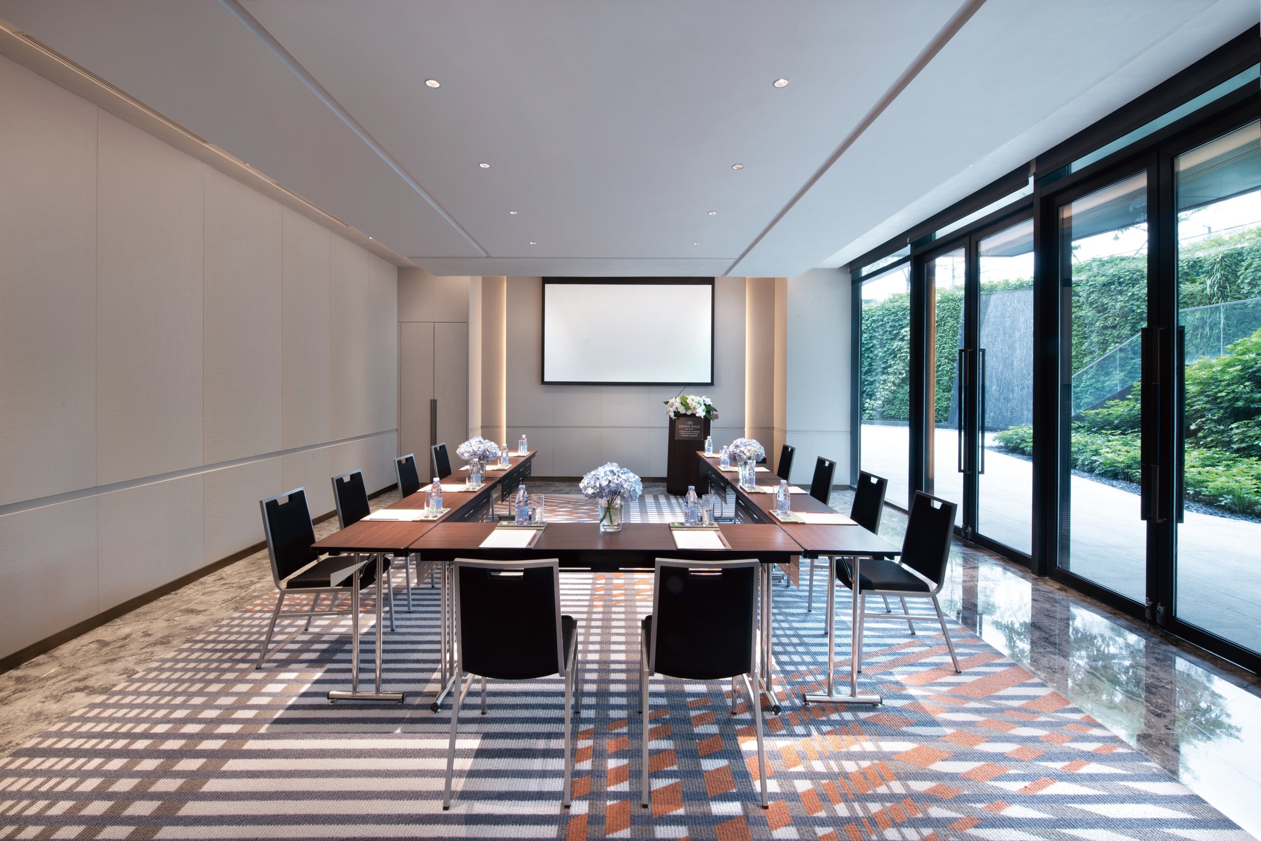 Crowne Plaza Shenzhen Wecc 39/50