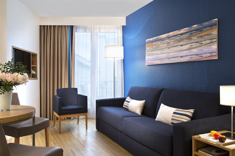 Hotel Lepoussin 46/61