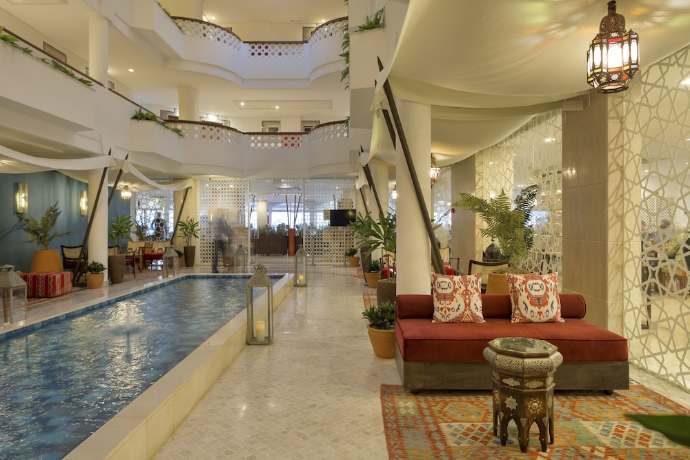 AP Oriental Beach - Adults Only 6/47