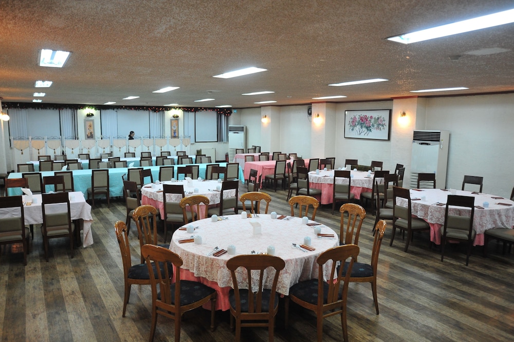 Kyungha Spa Hotel 41/56